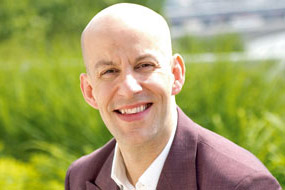 Brian-Henderson-NEW-PHOTO-2015.jpg